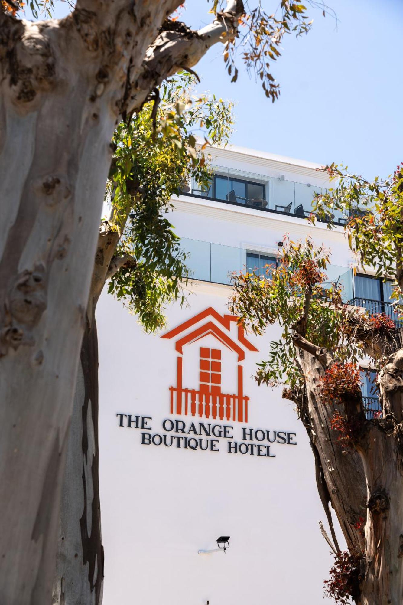The Orange House Boutique Hotel And Upstairs Rooftop Bar Center Of La Cala De Mijas 100M From The Beach Exterior foto