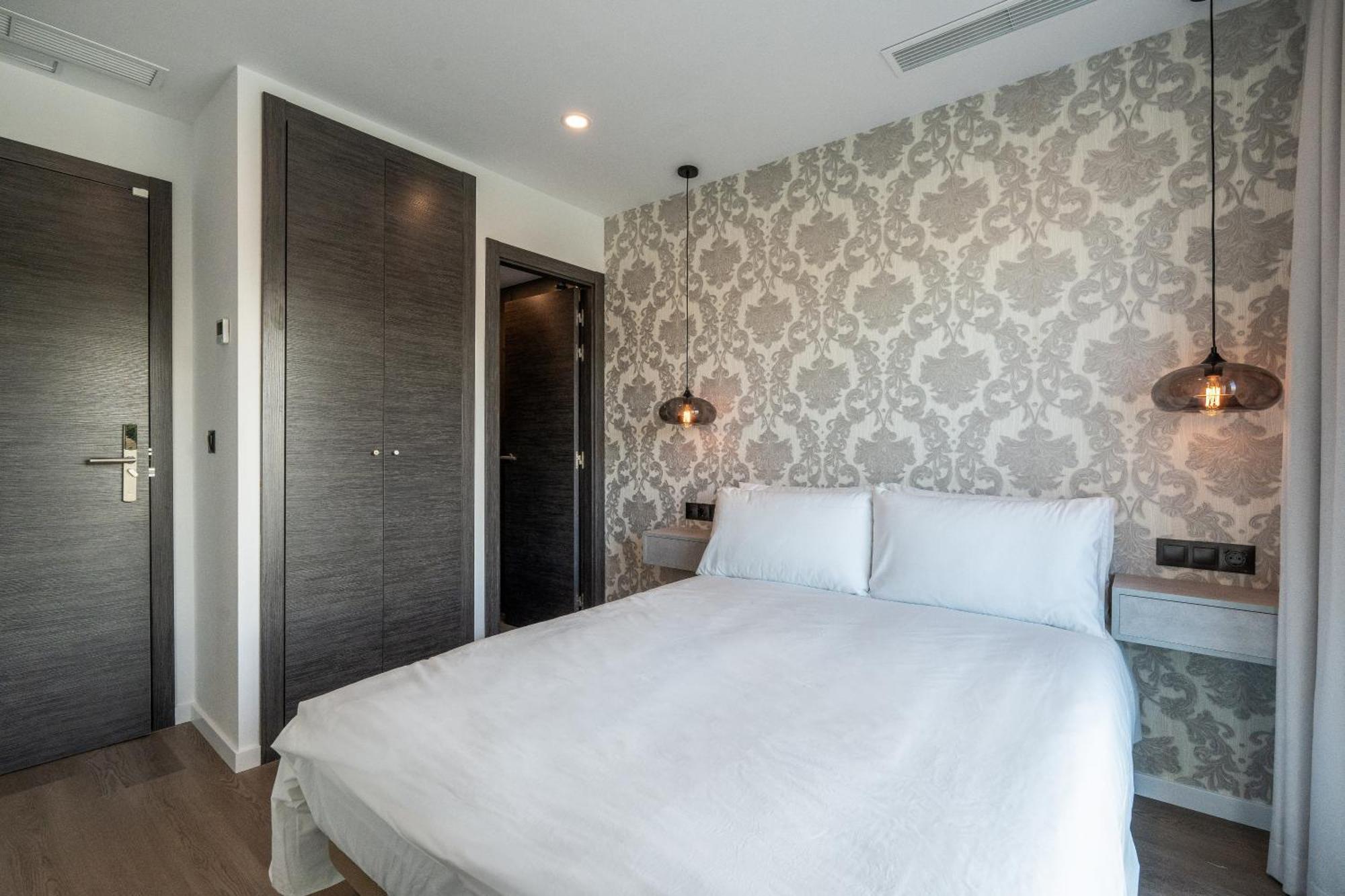 The Orange House Boutique Hotel And Upstairs Rooftop Bar Center Of La Cala De Mijas 100M From The Beach Exterior foto